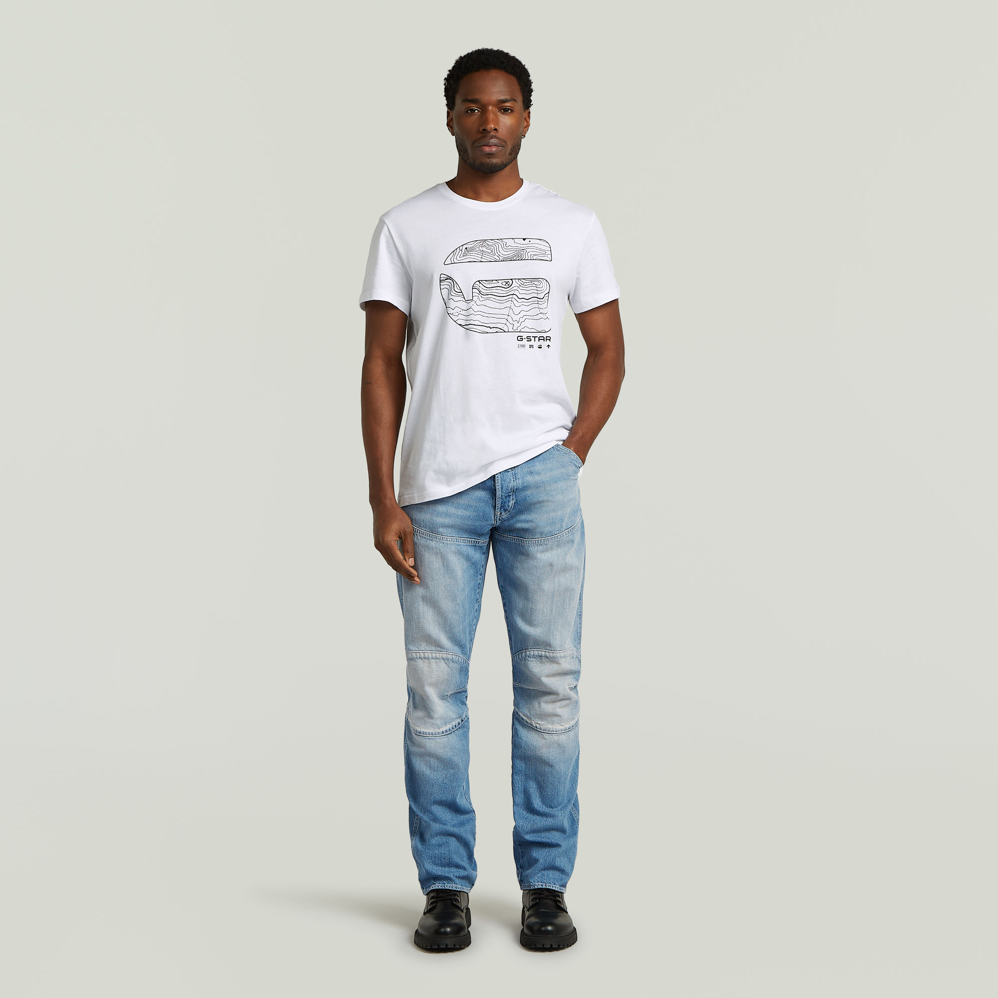 Thumbnail - Logo Map T-Shirt - Weiß - Herren