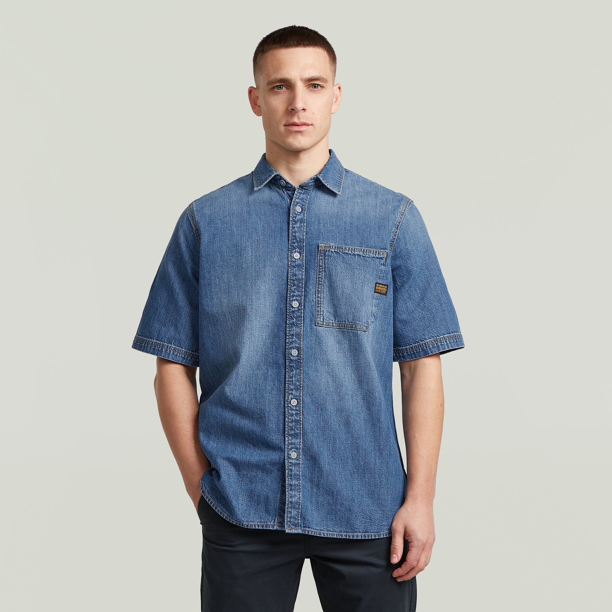 

Regular 1-Pocket Shirt - Medium blue - Men