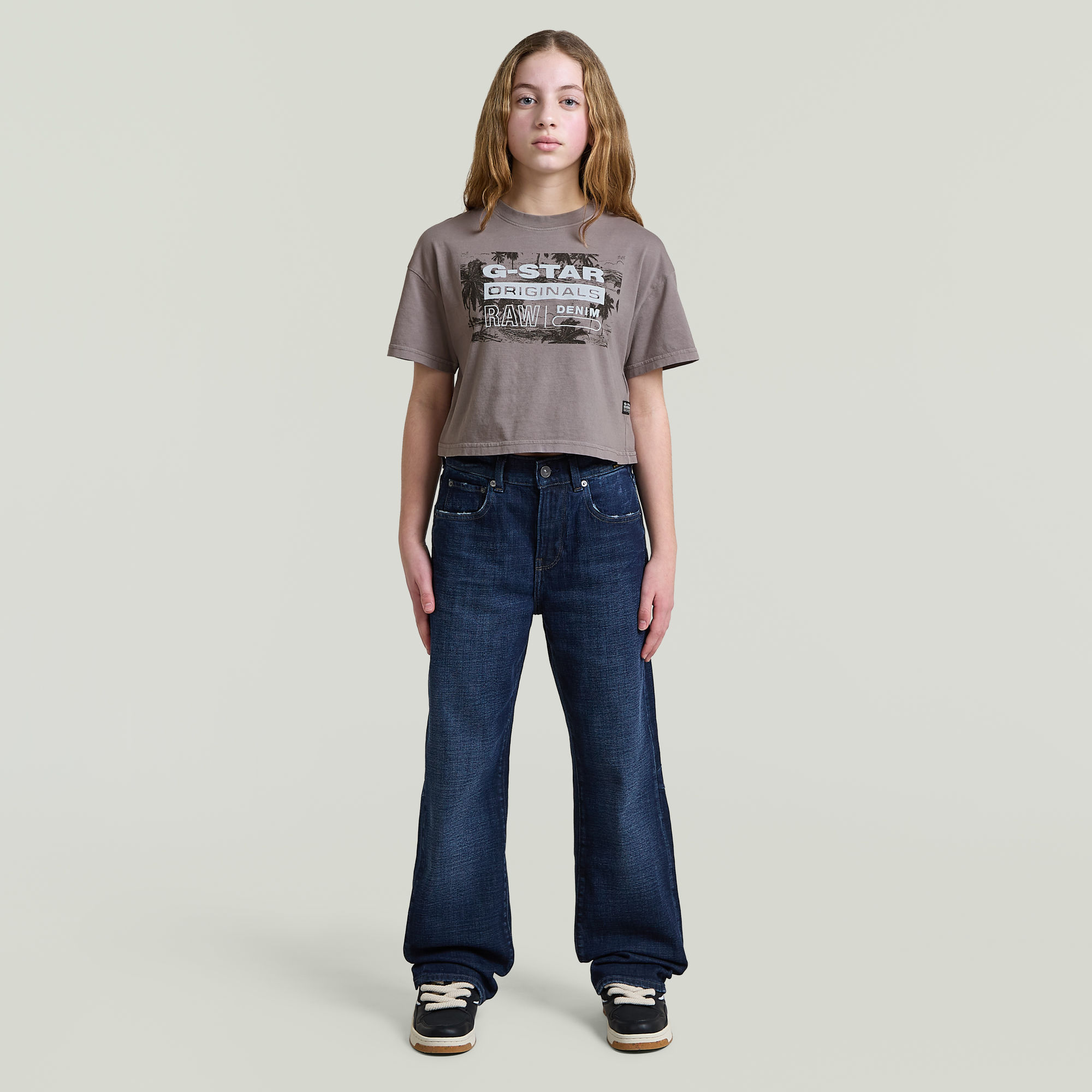 Thumbnail - Girls Cropped Relaxed T-Shirt - Grau - mädchen
