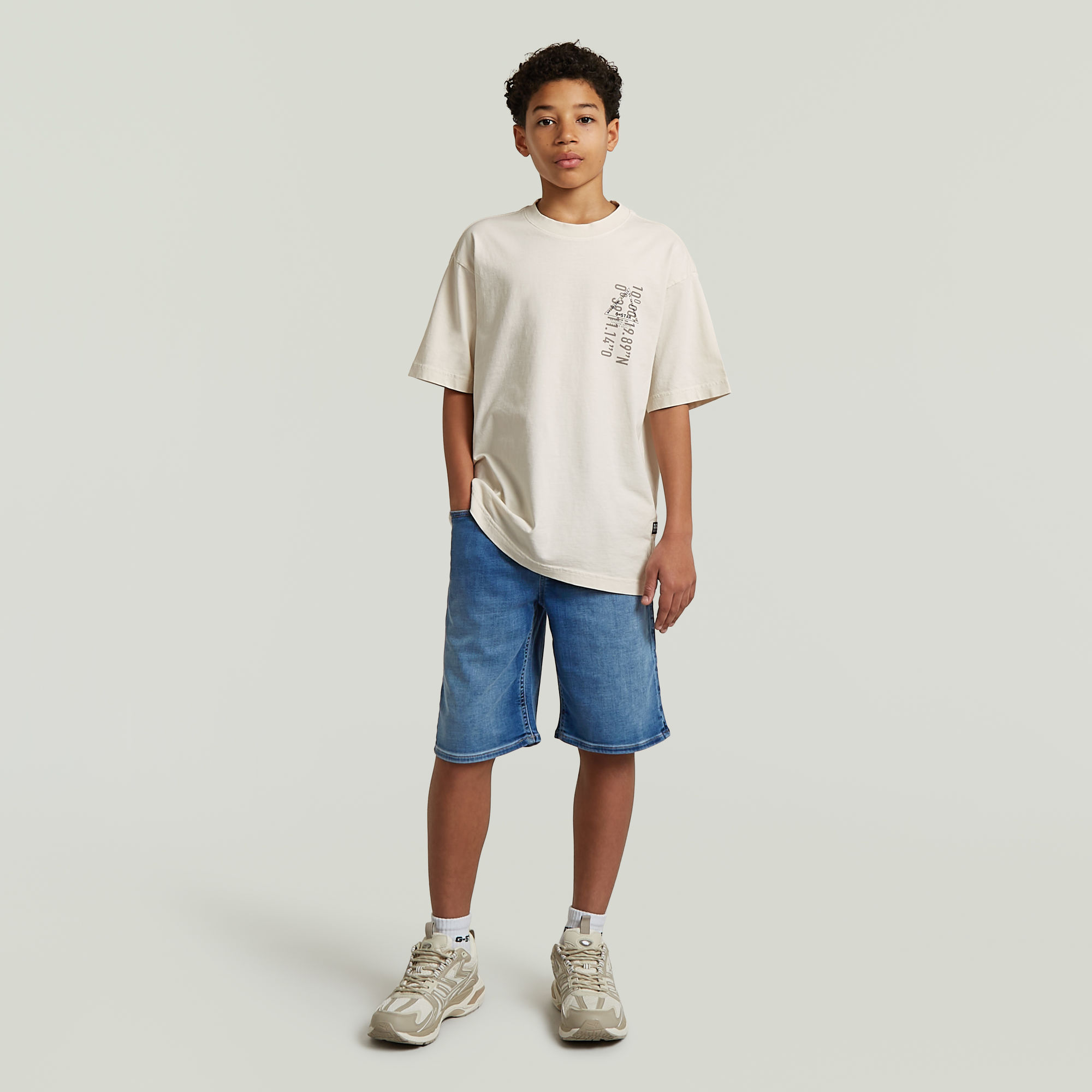 Thumbnail - Boys Oversized T-Shirt - Beige - jungen