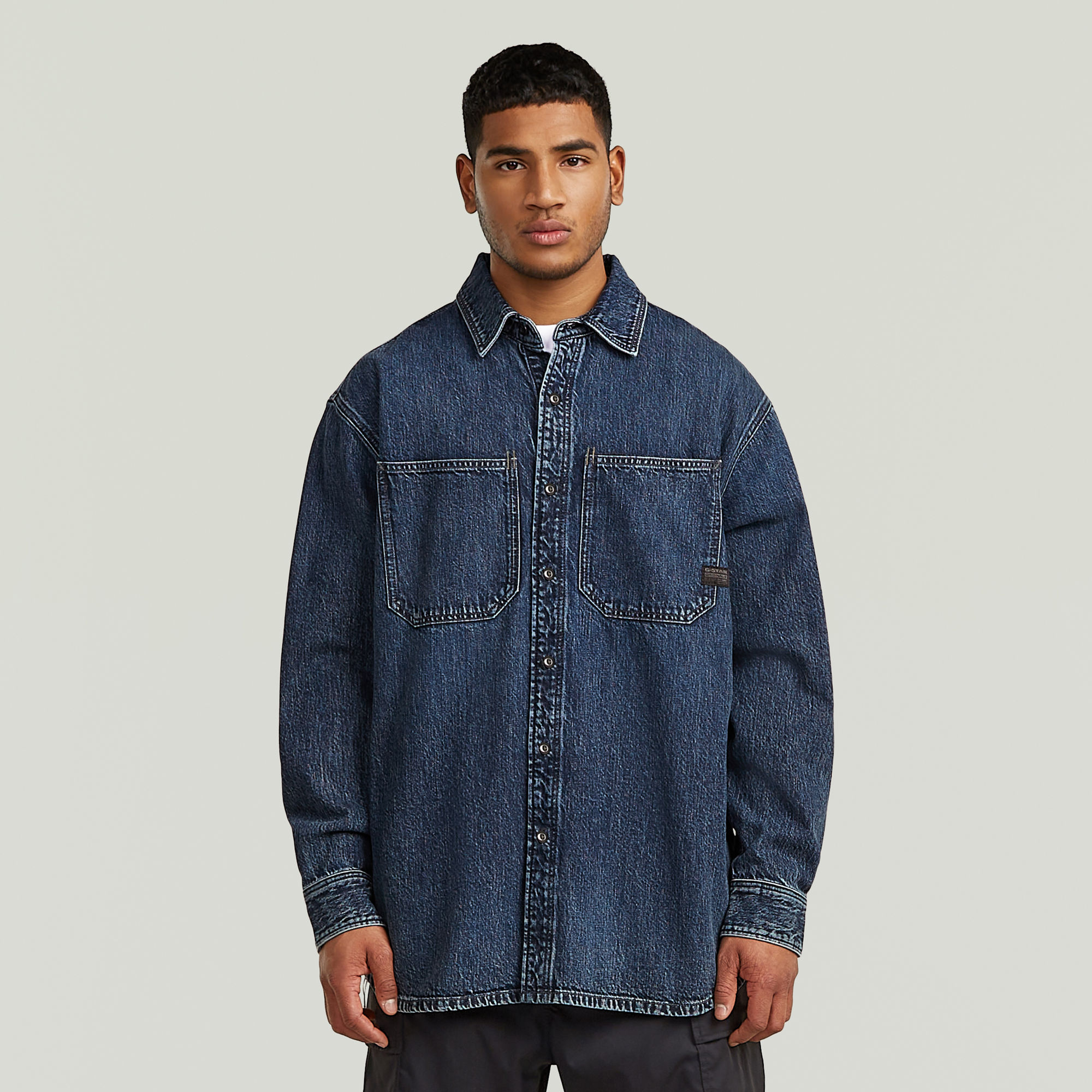 

Relaxed 2-Pocket Shirt - Medium blue - Men