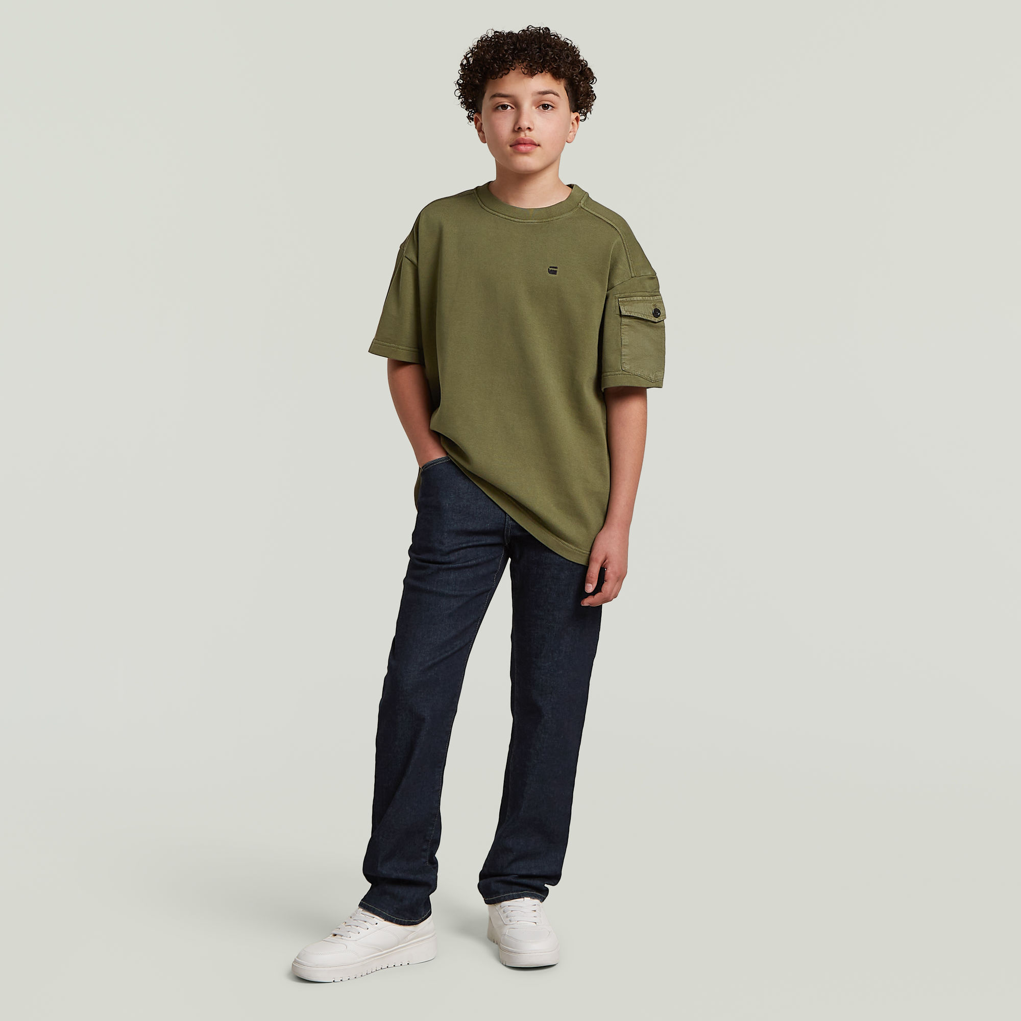 Thumbnail - Boys Army Tee Pocket - Grün - jungen