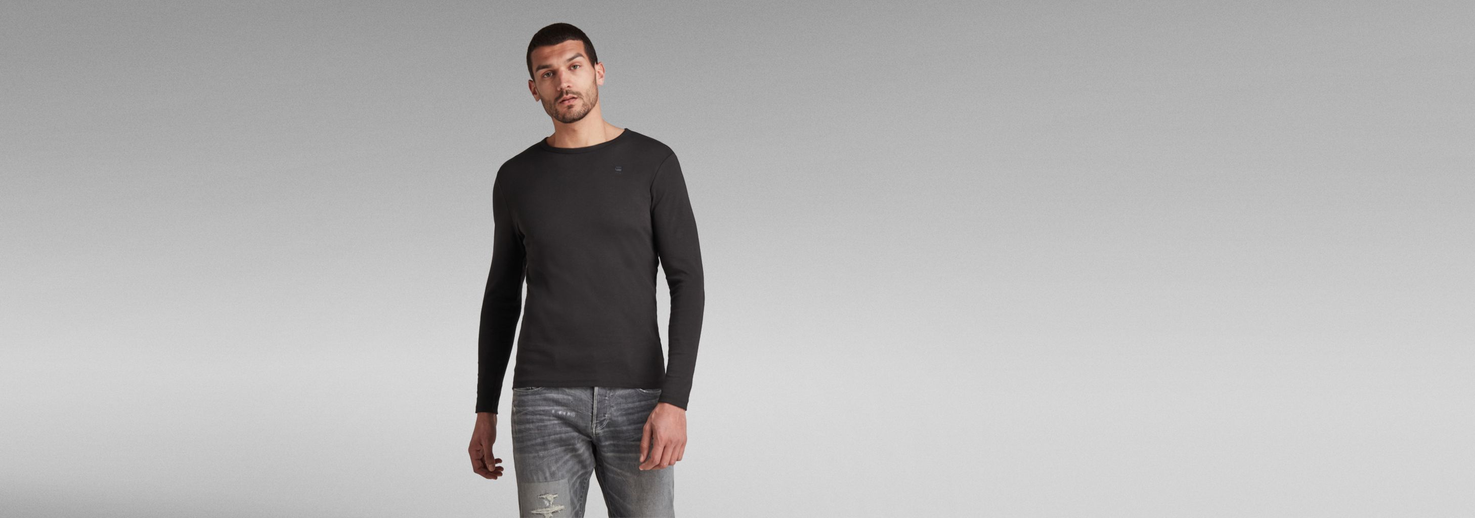 ★GENERAL IDEA★ Essential Basic Round T-Shirt BLACK WBD3L01 MUSINSA | GENERAL IDEA Essential Basic Round T-Shirt [WHITE