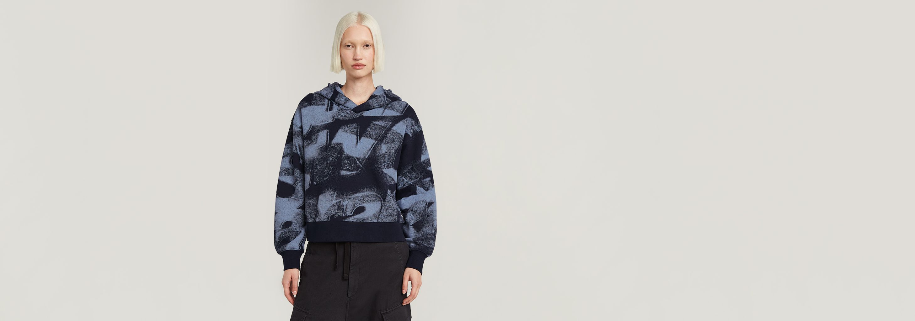 パーカー SPRAYED LETTERS LOOSE HOODED SWEATER/グラフィックプリントロゴパーカー レディース Sprayed Letters Loose Hooded Sweater | Multi color | G-STAR® PT