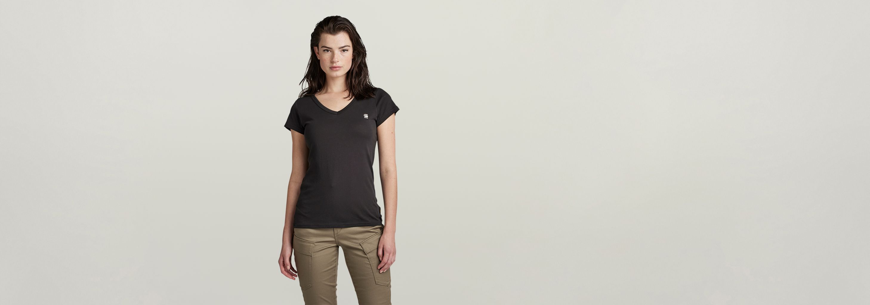 送料込★G-Star★Overdyed Eyben 半袖VネックTシャツ Eyben Slim V-Neck Top | Black | G-STAR® NL