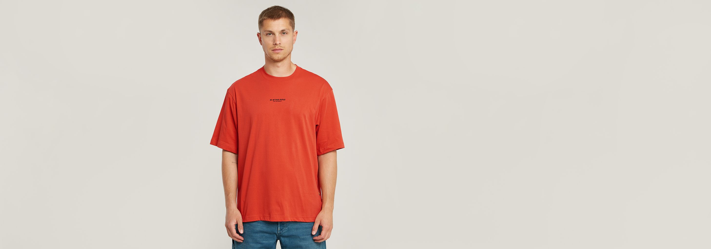 送料込★G-Star★Center Chest Boxy Tシャツ Center Chest Boxy T-Shirt | Red | G-STAR® HU