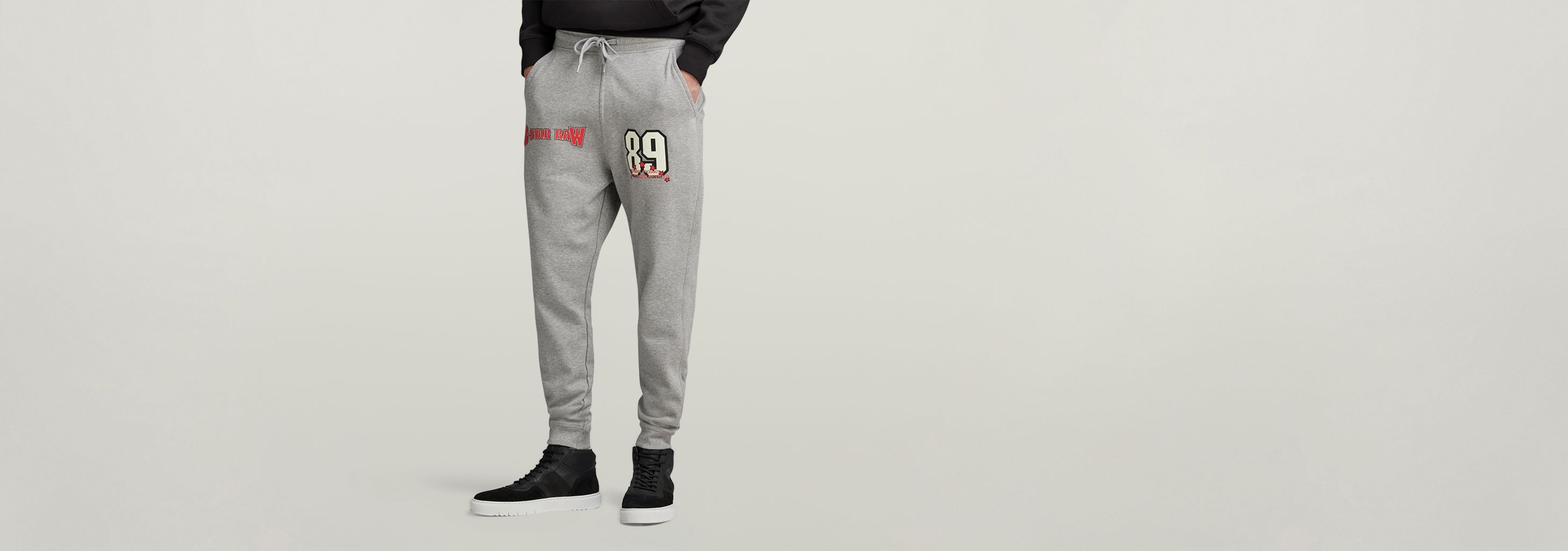 【 JEANS】 tape sweatpants Men's Dual Stripe Track Style Skinny Jeans with Ankle Zipper