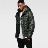 G-Star RAW® MFD Quilted Hooded Bomber Grün model side