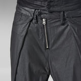 G-Star RAW® LYNN PLEATED PANT TAPERED Negro model back zoom