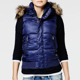 G-Star RAW® whistler vest w/feather nyl/brittany blu Dark blue model front