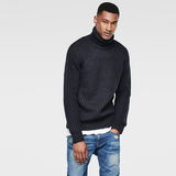 G-Star RAW® Ave Turtle Knit Donkerblauw model front