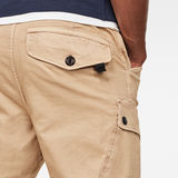 G-Star RAW® Pantalon cargo Roxic Straight Tapered Brun model back zoom