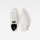 G-Star RAW® Cadet Leather Sneakers Wit both shoes