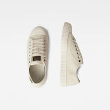 G-Star RAW® Rovulc II Tonal Sneakers Wit both shoes
