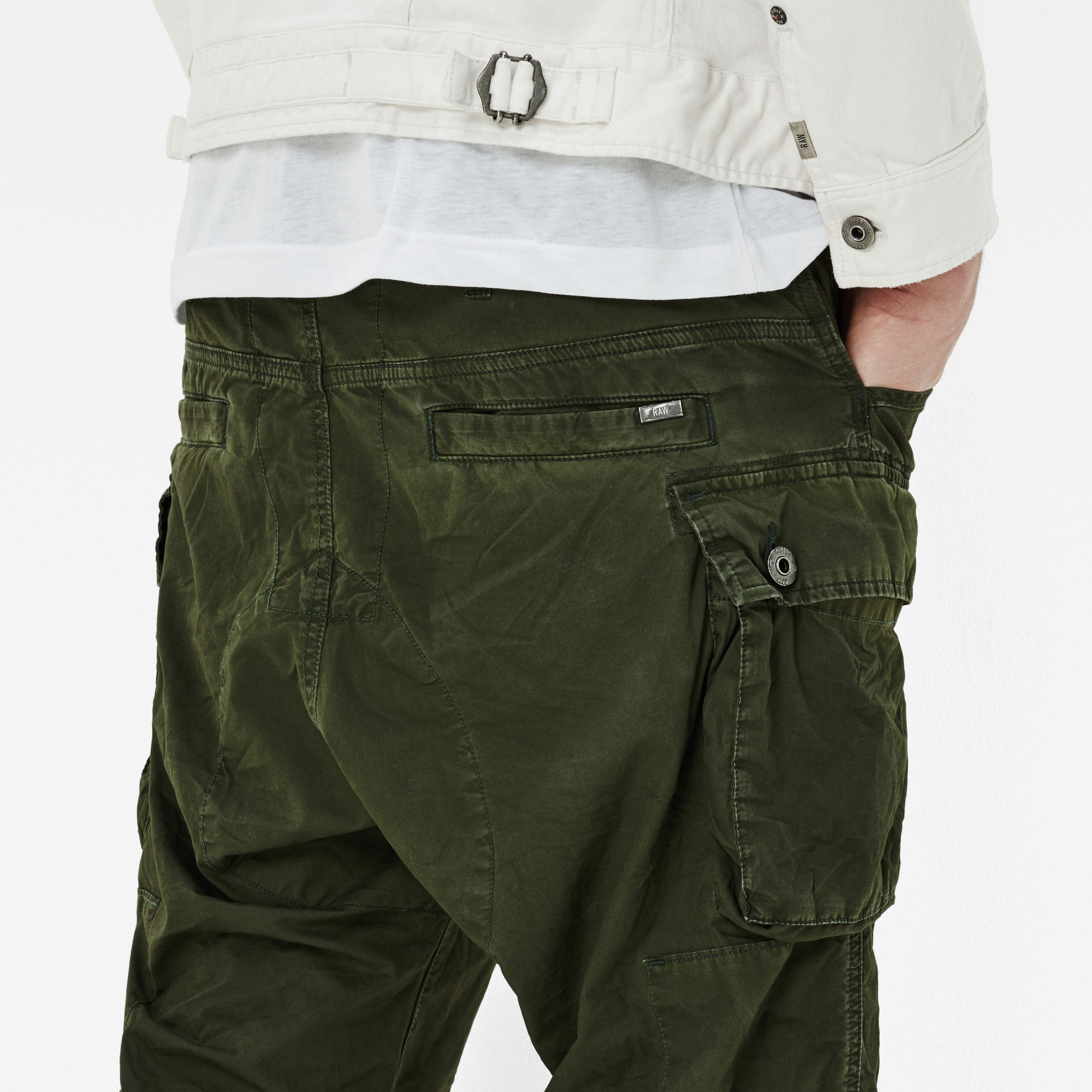 green loose pants