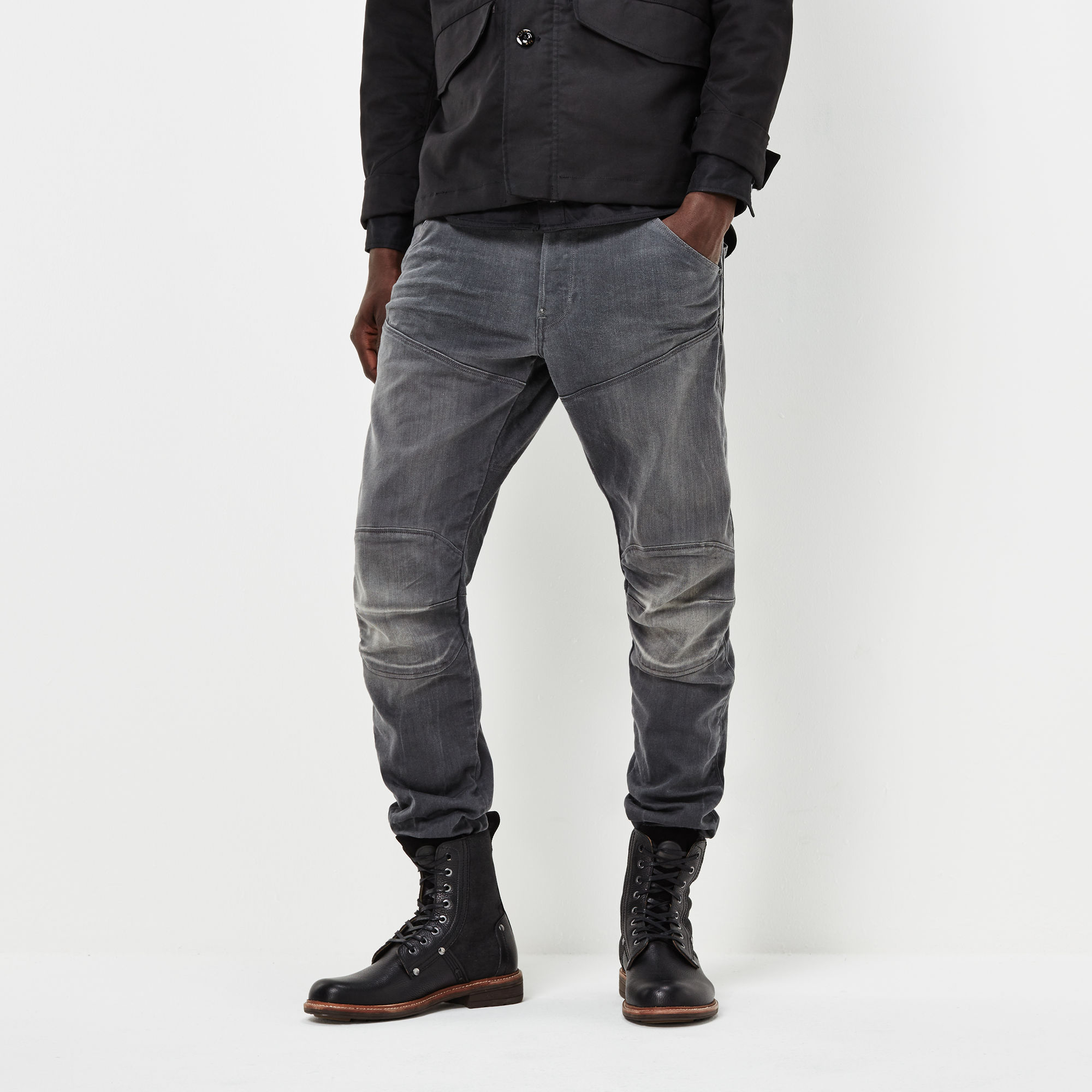 5620 G-Star Elwood 3D Tapered Trainer Jeans | Grey | G-Star RAW® DE