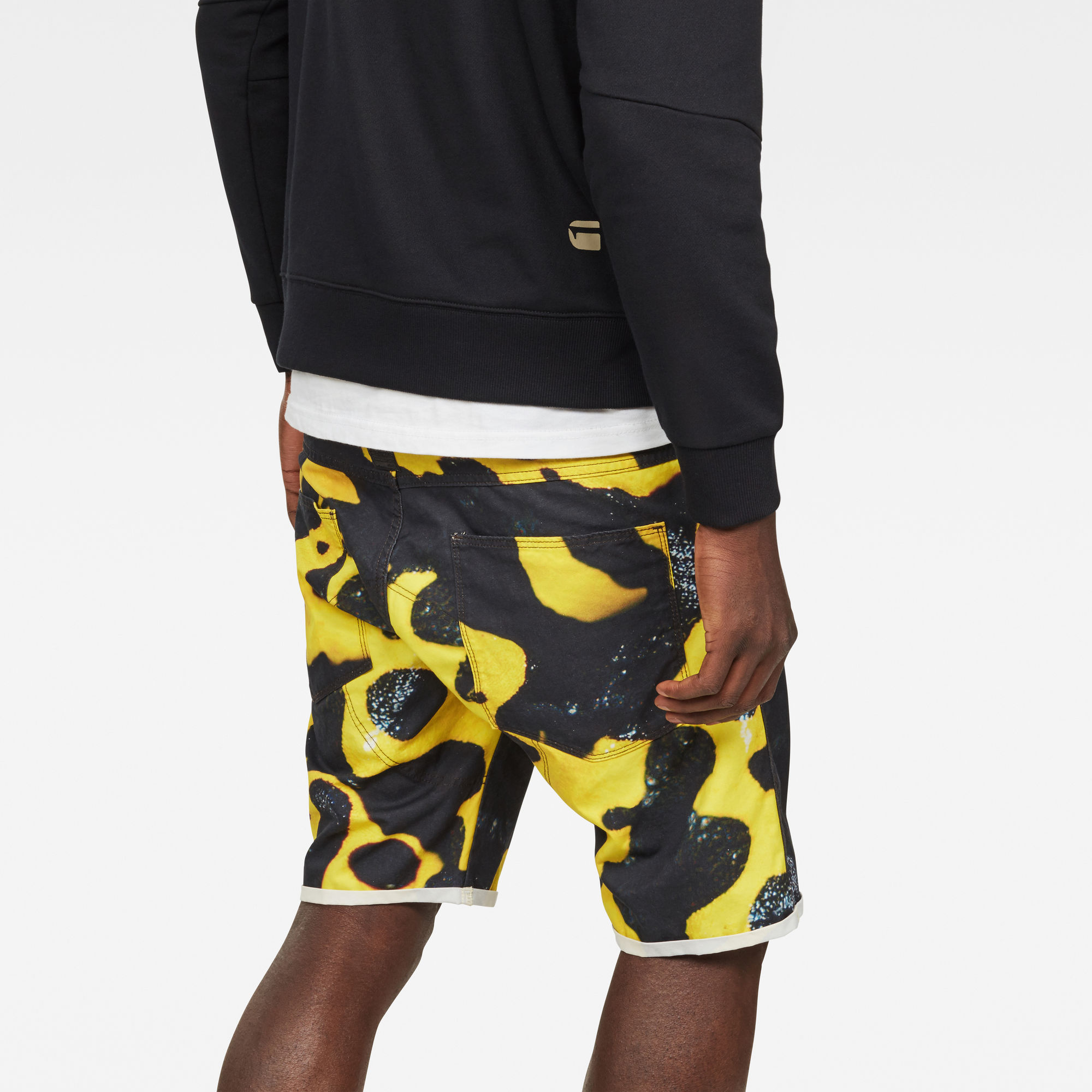 tapered cargo shorts