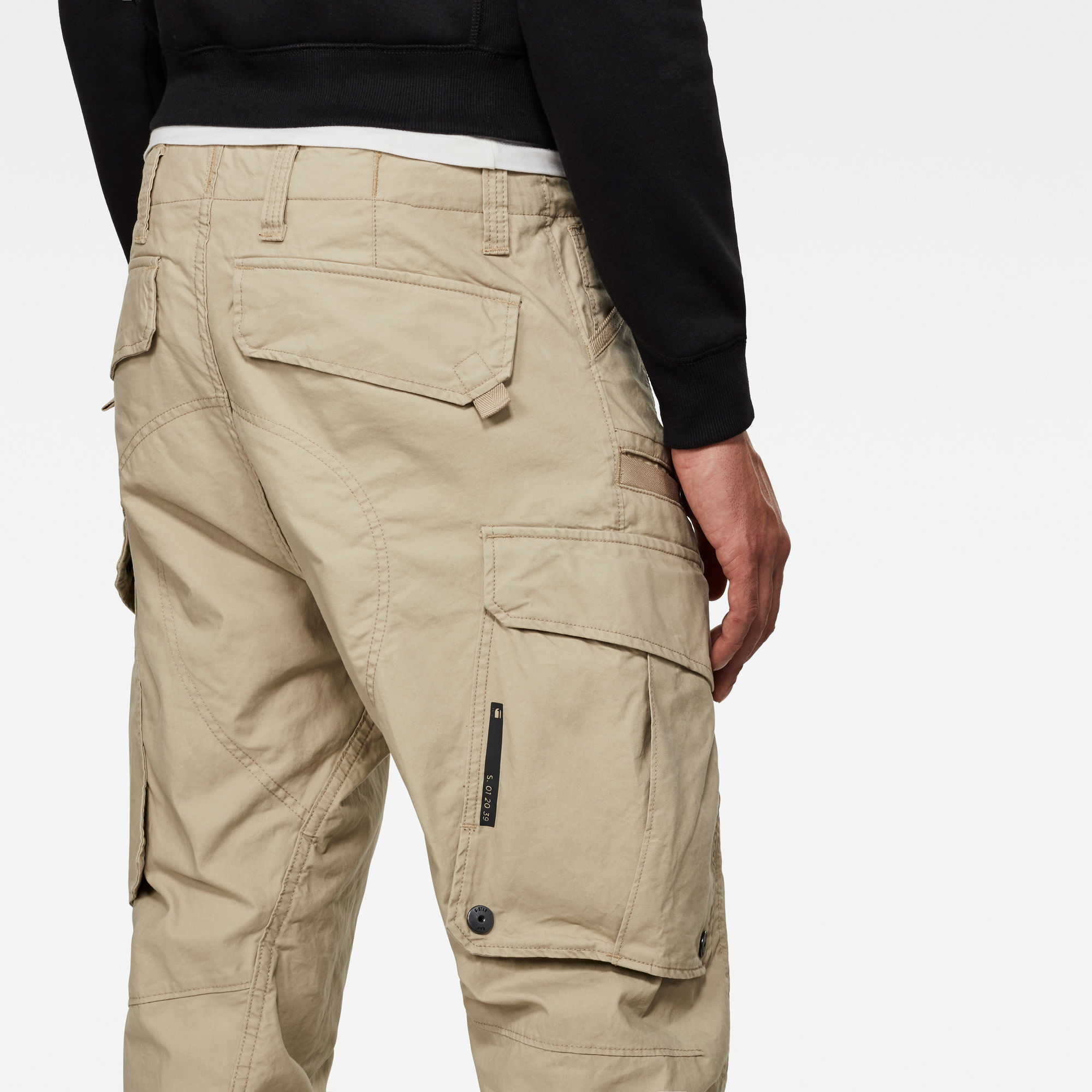 tapered cargo pants