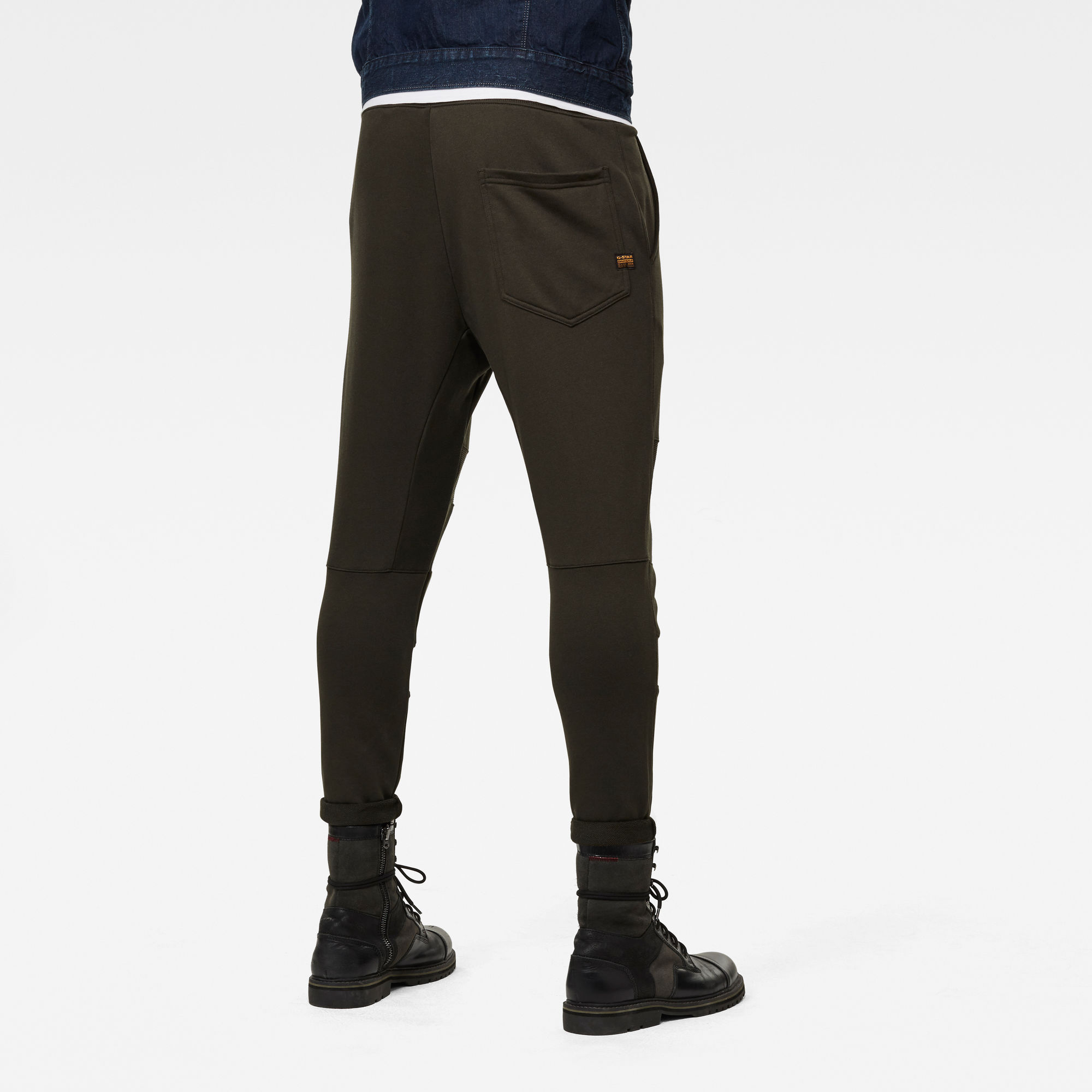 tapered sweatpants