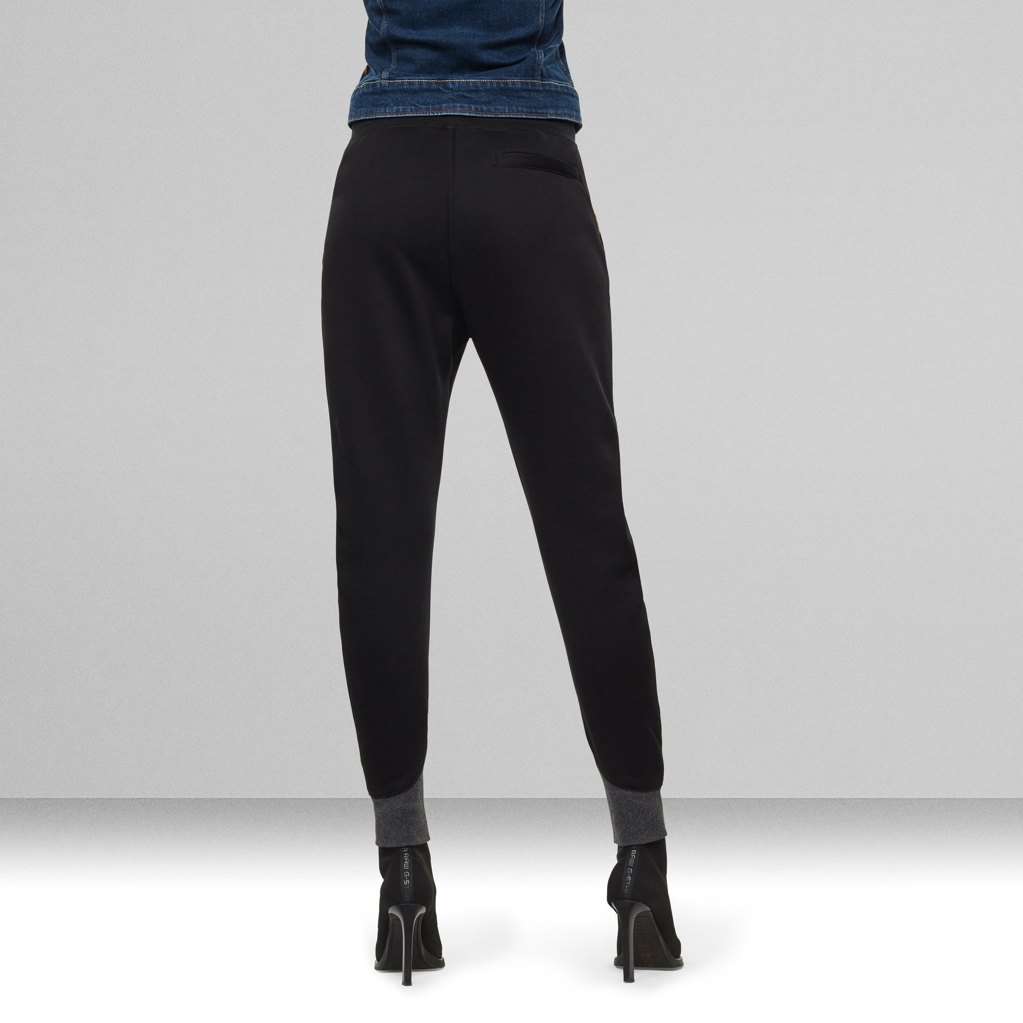premium core 3d tapered sweatpants