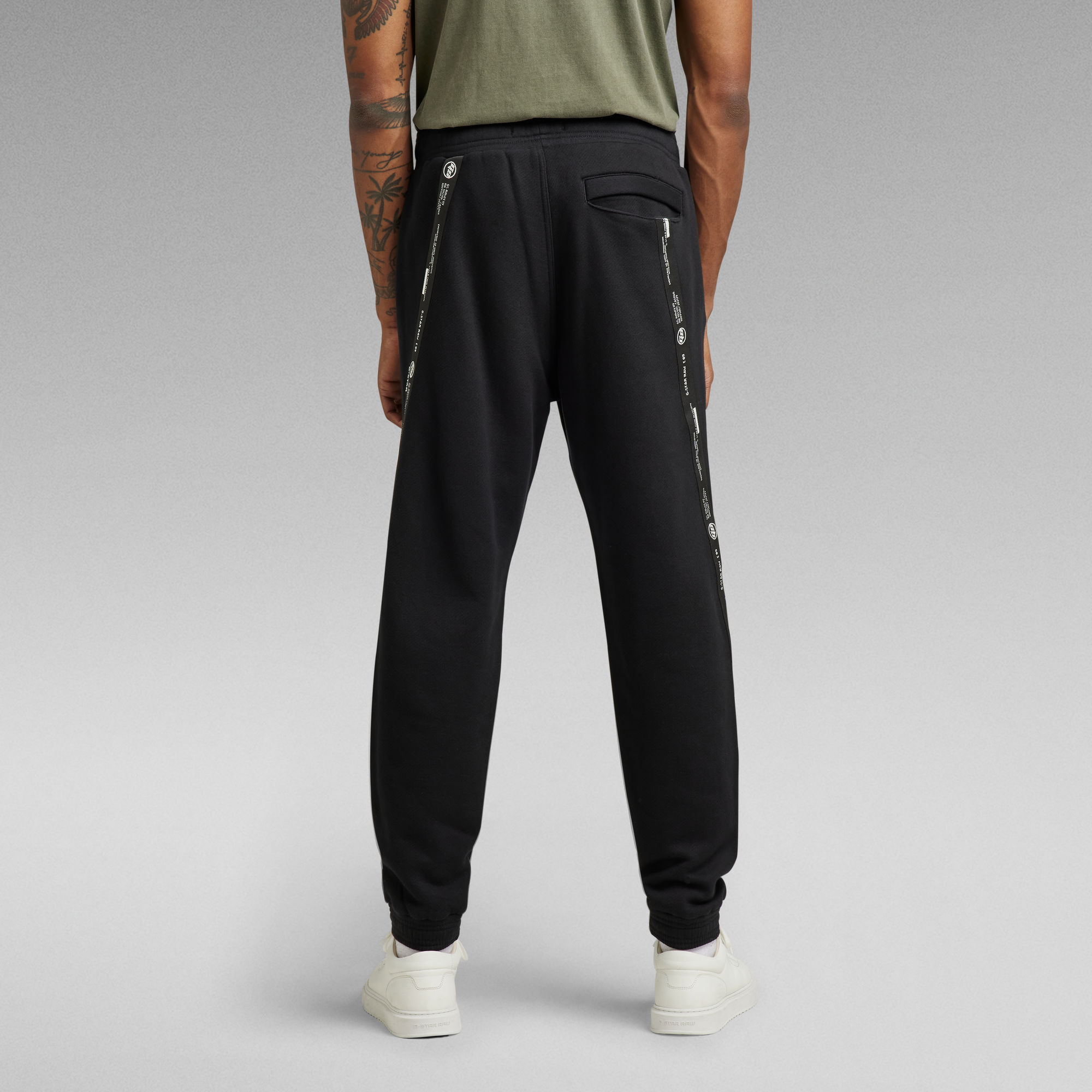 Logo Tape Sweat Pants | Black | G-Star RAW®