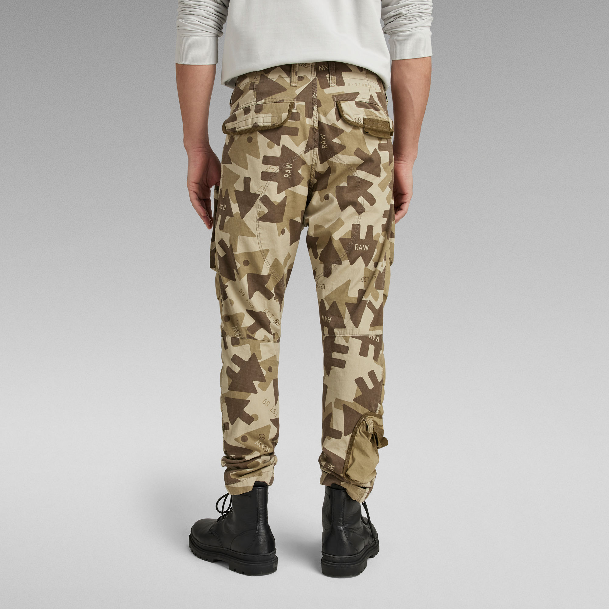 essentials fleece regular tapered cargo pants
