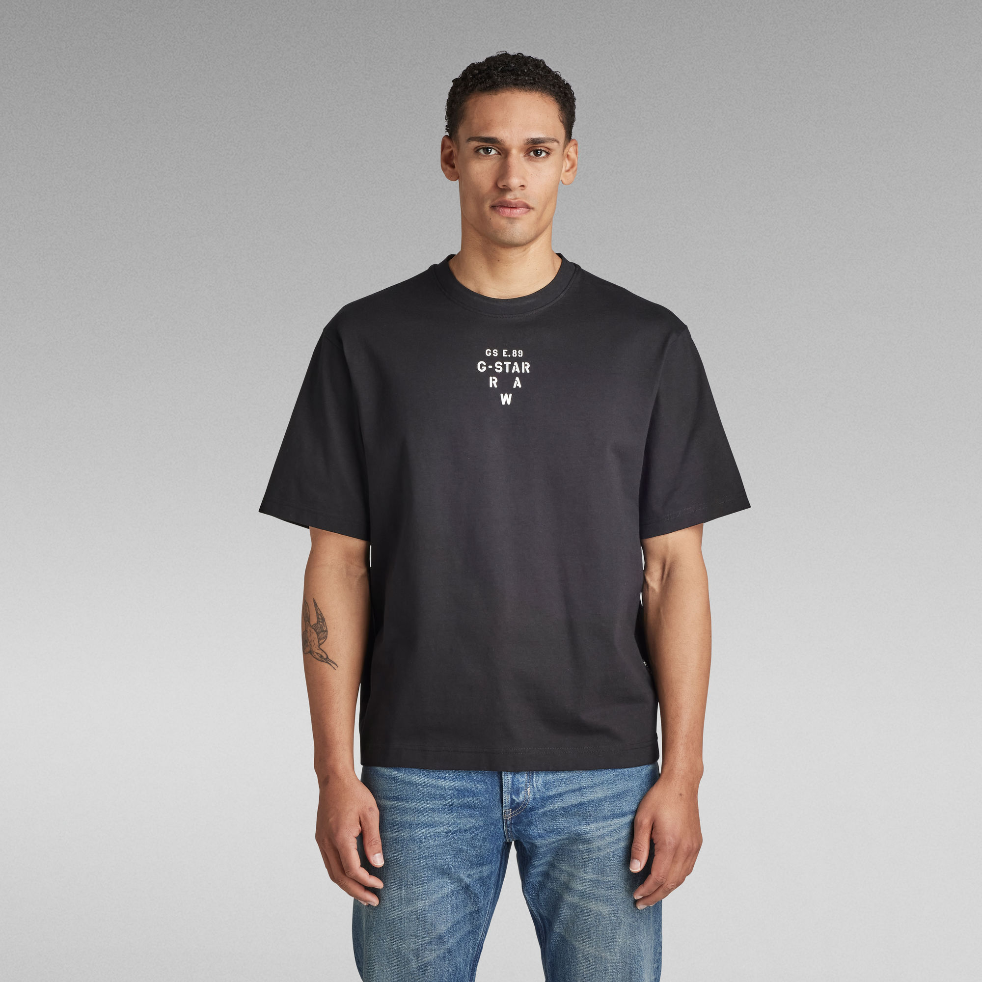 Stencil Center Graphic Boxy T-Shirt | Black | G-Star RAW®