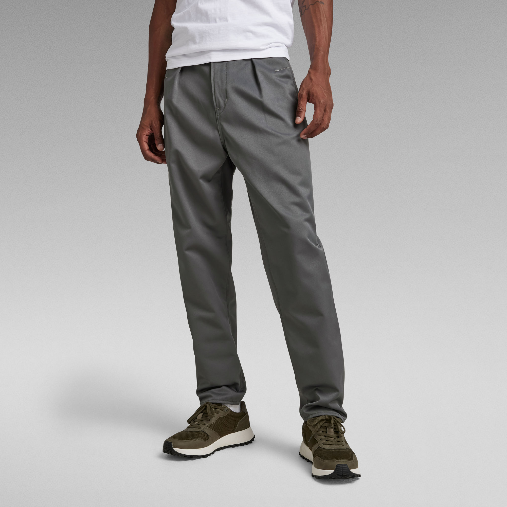 Pleated Relaxed Chino | Grey | G-Star RAW®