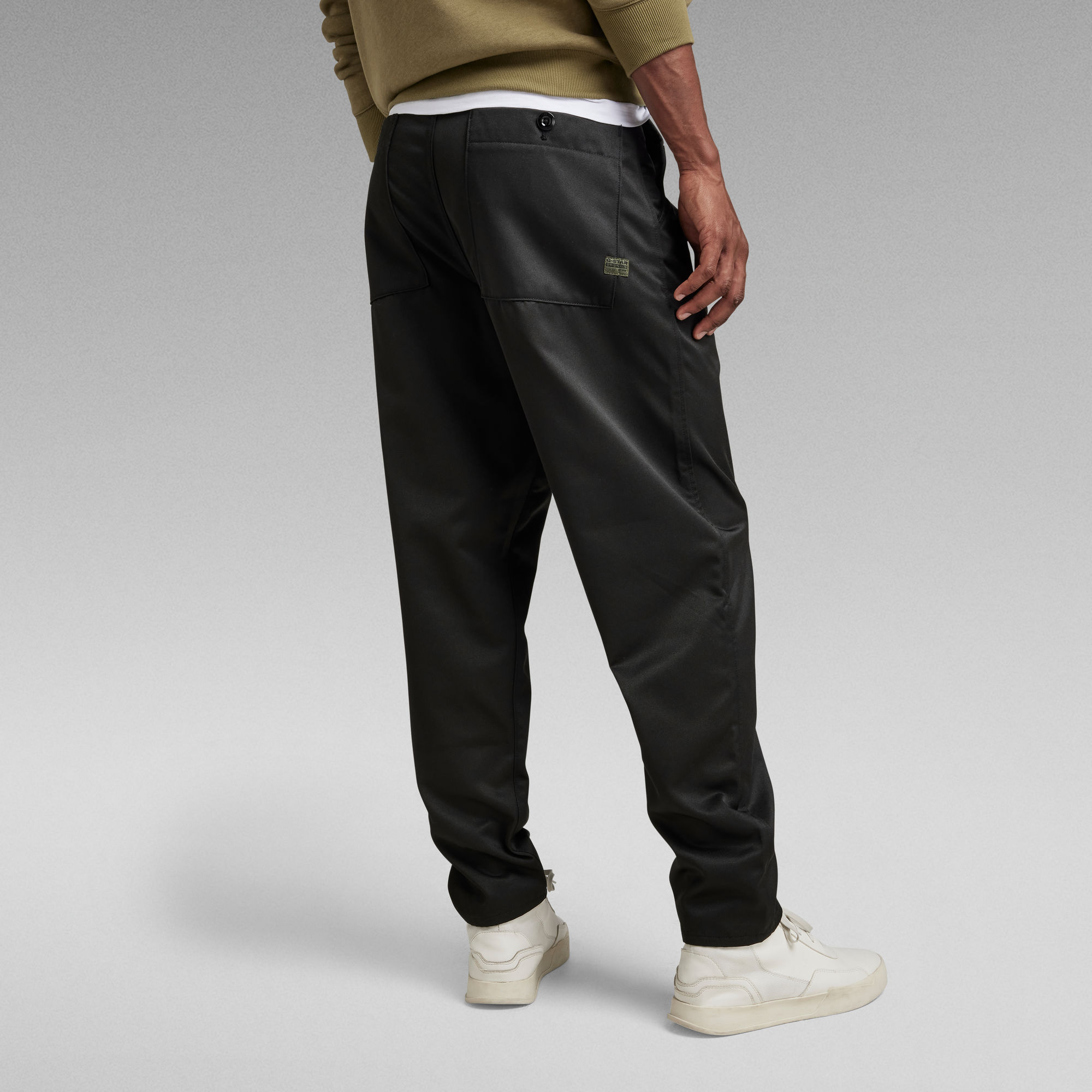 Unisex Pleated Relaxed Chino | Black | G-Star RAW®