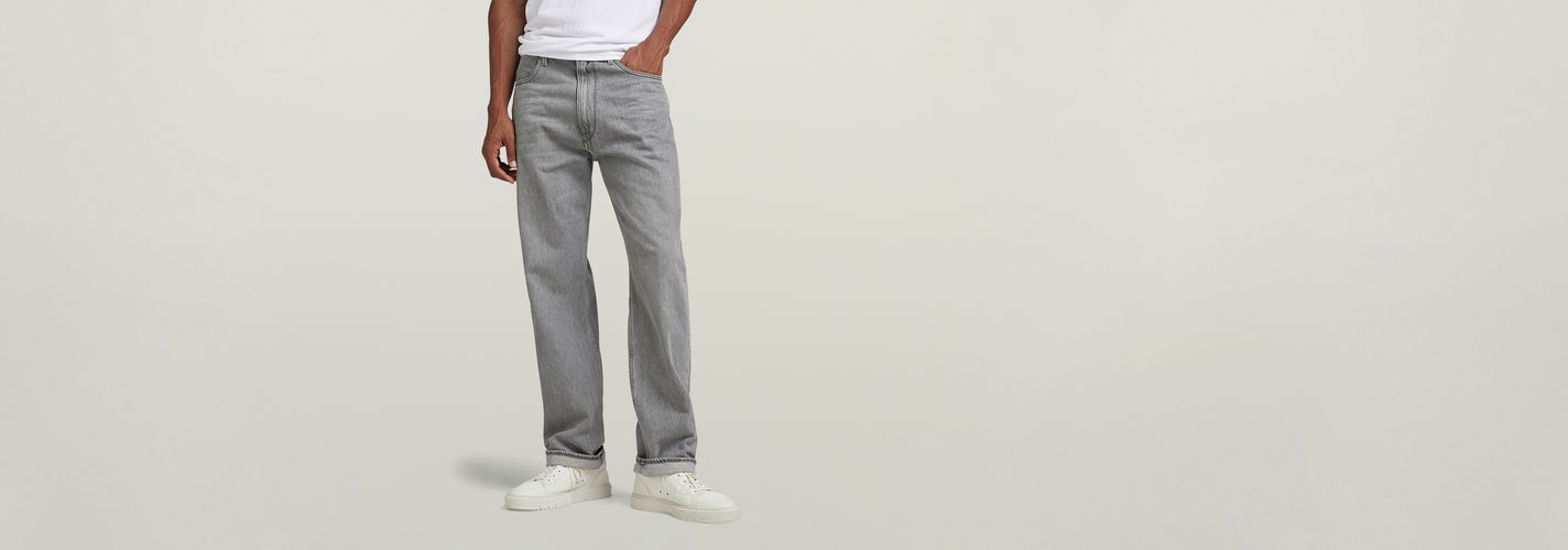 49 Relaxed Straight Jeans