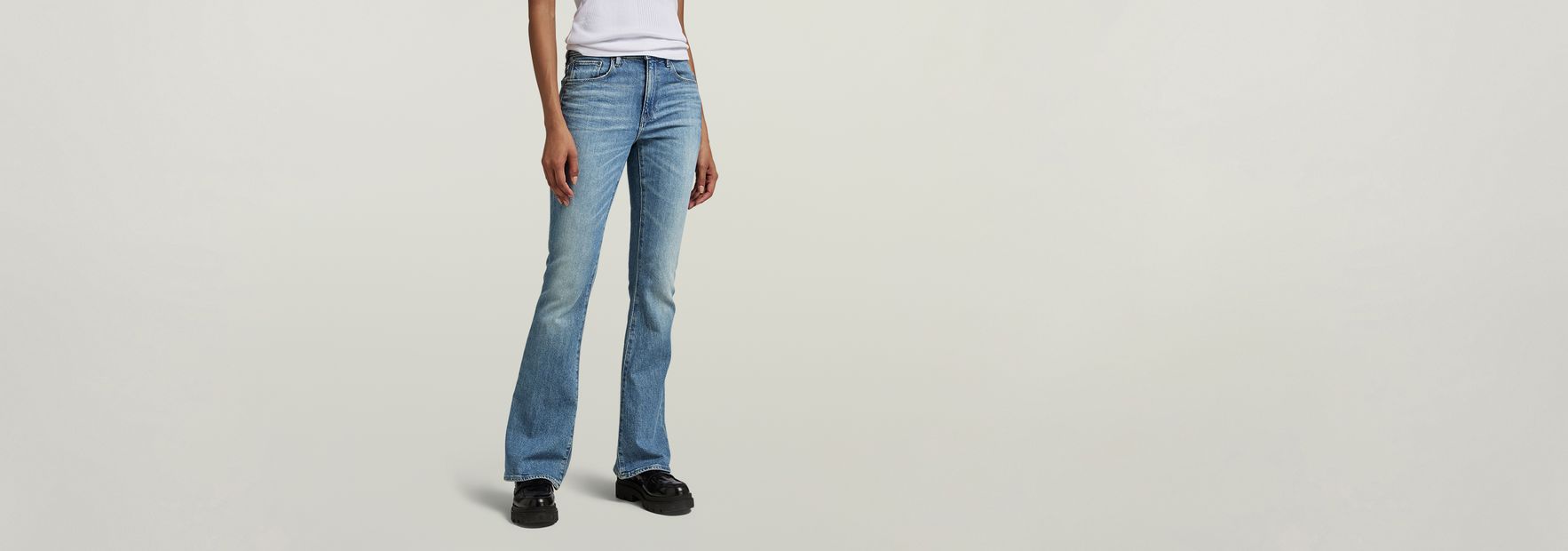 3301 Flare Jeans