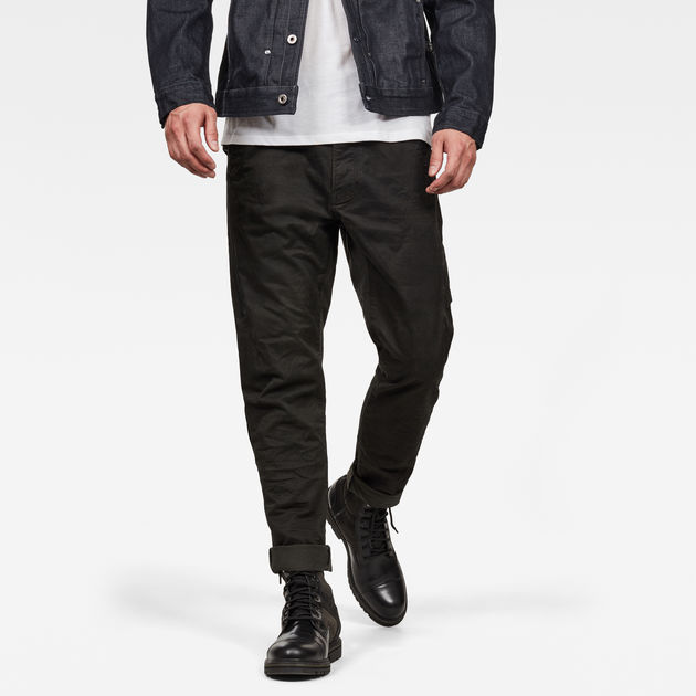 slim tapered trousers