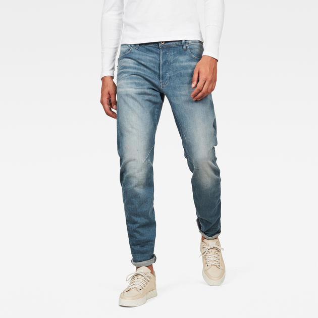 relaxed tapered jeans