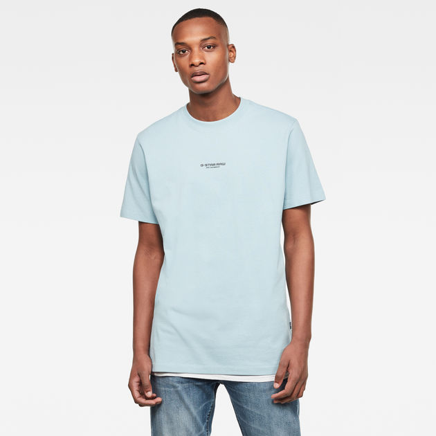 baggy t shirt and jeans