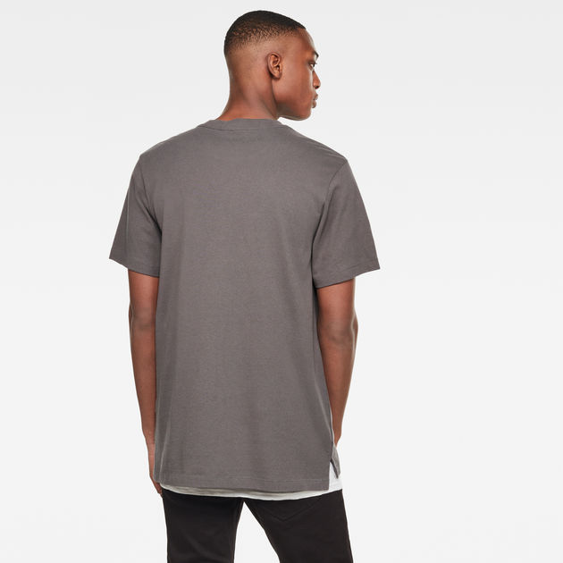 loose gray t shirt