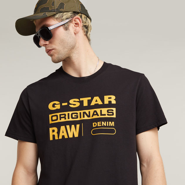 Raw. Graphic Slim T-Shirt | Black | G 