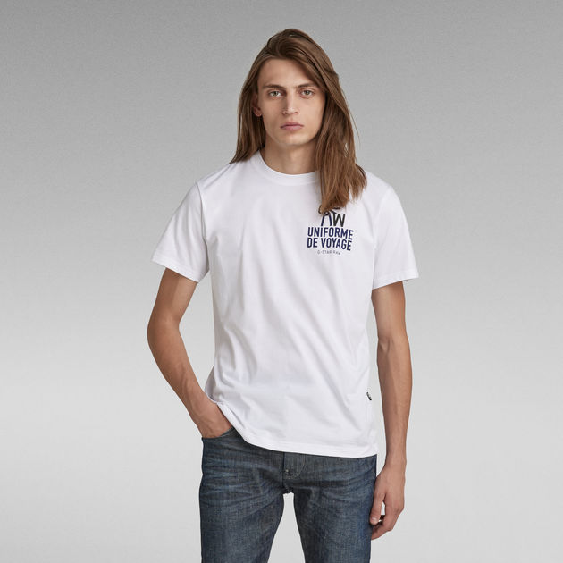 white & gray graphic tee