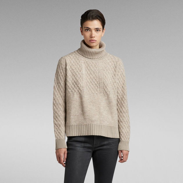 loose high neck sweater