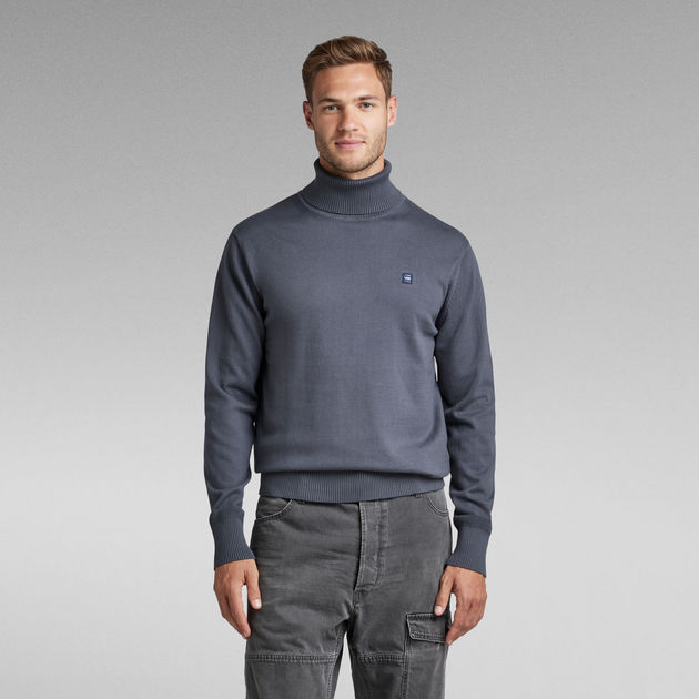 Star turtleneck outlet