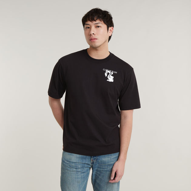 送料込★G-Star★Carabiner Logo R T Tシャツ Industry Back Graphic Boxy T-Shirt | Black | G-STAR® CA