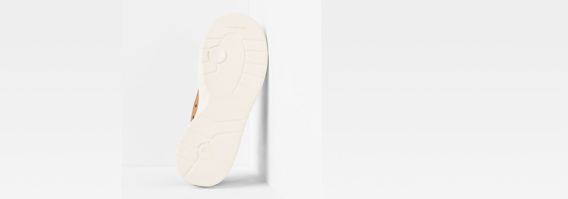 rackam wallabee sport sneakers