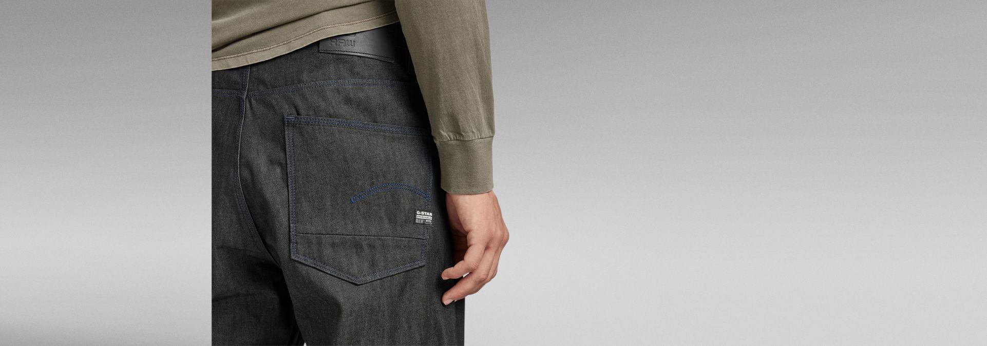 Grip 3D Relaxed Tapered Jeans | ブラック | G-Star RAW®