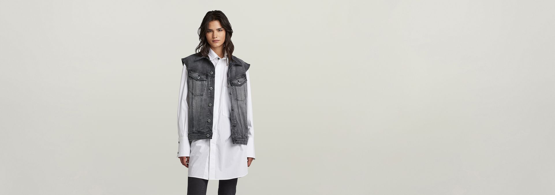 White sleeveless jean best sale vest
