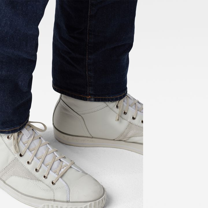 Attacc Straight Jeans