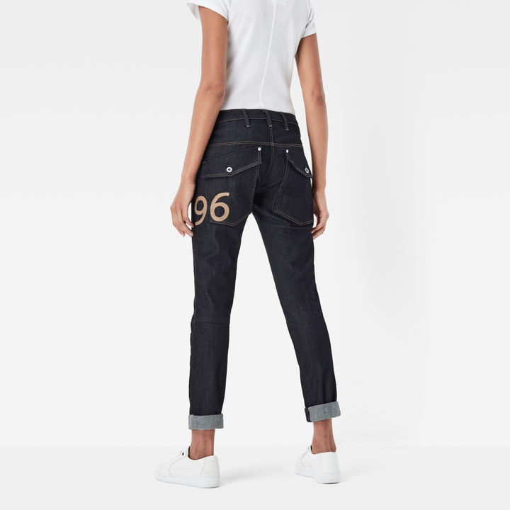 5620 Heritage Embro Tapered Jeans