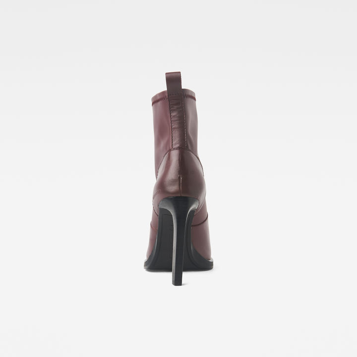Strett heel boots outlet
