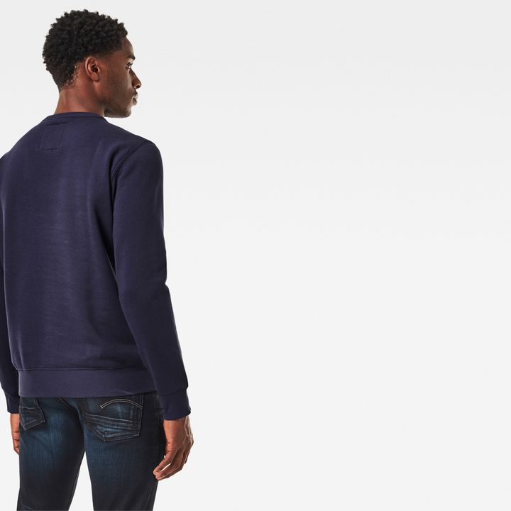 Loaq Sweater
