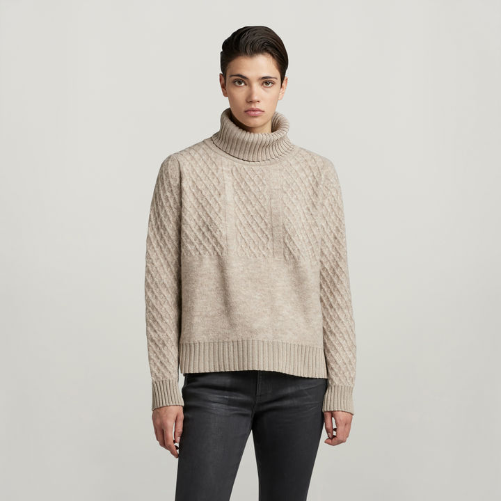 Knitted Turtleneck Sweater Structure Loose