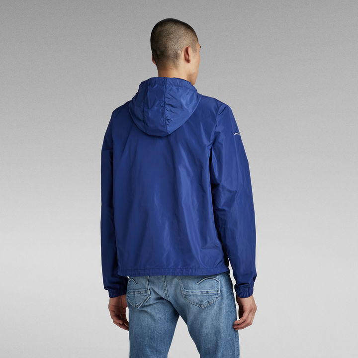 Sporty hooded jacket shop