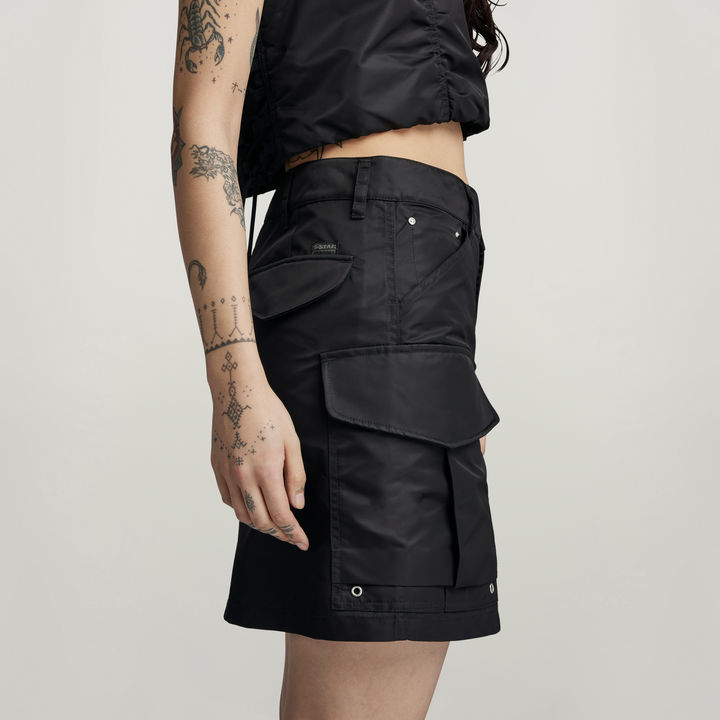 Cargo mini skirt black hot sale